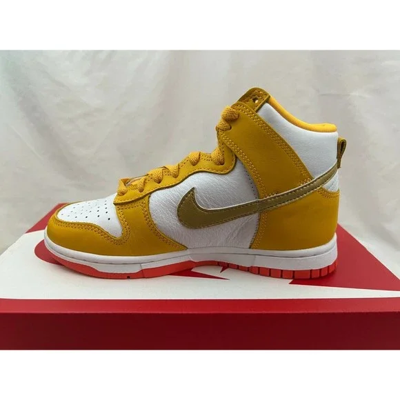 NEW Nike Dunk High W University Gold Shoes DQ4691-700 Wmns Sz 6 / Mens Sz 4.5 - Picture 3 of 7